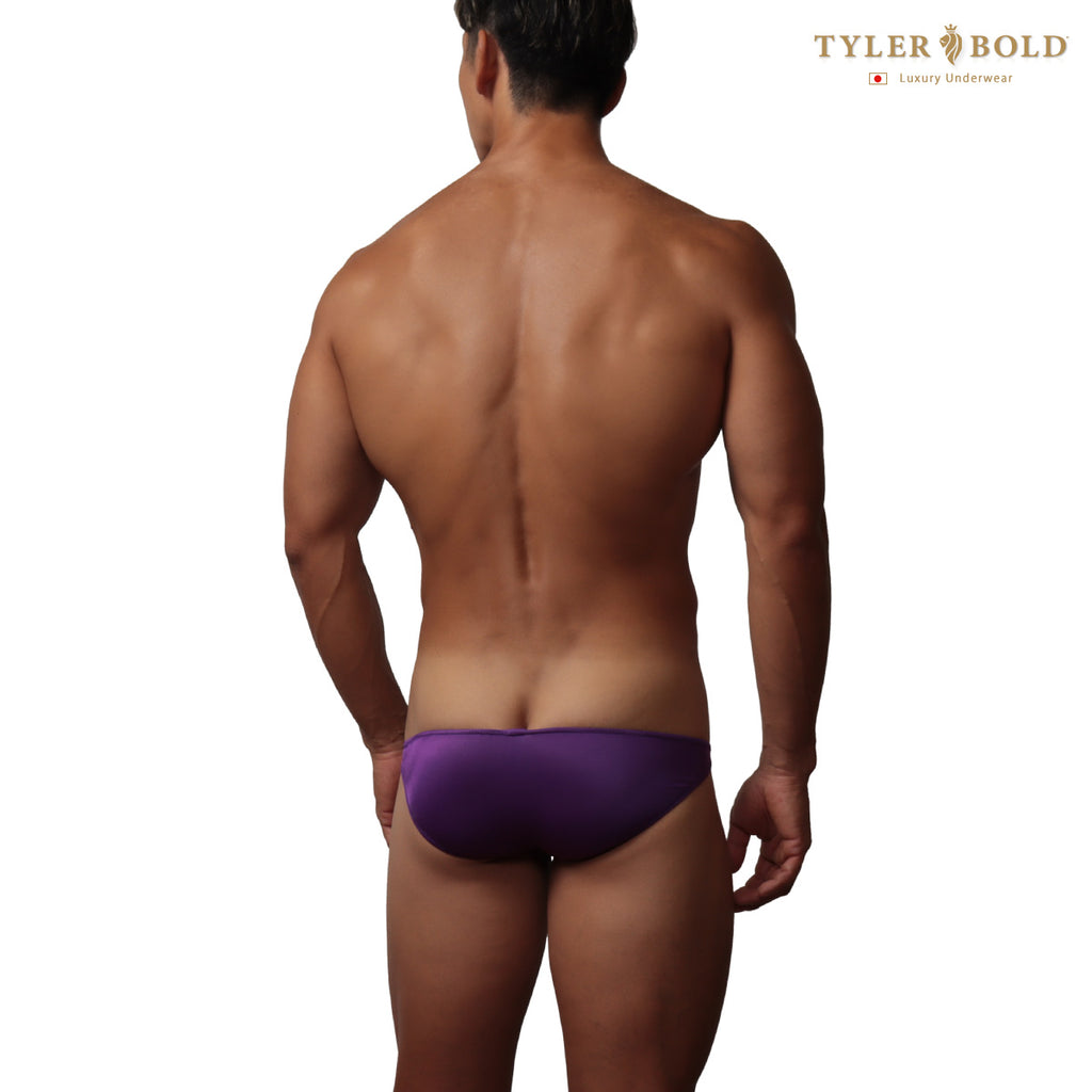 【タイラーボールド】819323　バーニング　スリムライン　スーパービキニ　ブラガビキニ　Tバック　ボディメイクアンダーウェア　男性下着　メンズ下着　ブーメランパンツ　メンズパンツ　ブラジリアンパンツ　メンズビキニ　メンズTバック　競パン　競泳パンツ　ちょいモテパンツ  タイラーボールドオフィシャルストア　モテる　ブリーフパンツ　ジョックストラップ　ボクサーパンツ　男性下着ブログ　メンズビキニブログ　Aura　TYLERBOLD　Body makeup underwear　King's Underwear　Men's underwear　Men's bikini　Men's  Braga Bikinis　Boxer Briefs　Jock Straps　Thong　Tanga　Made in Japan　Made by TYLERBOLD