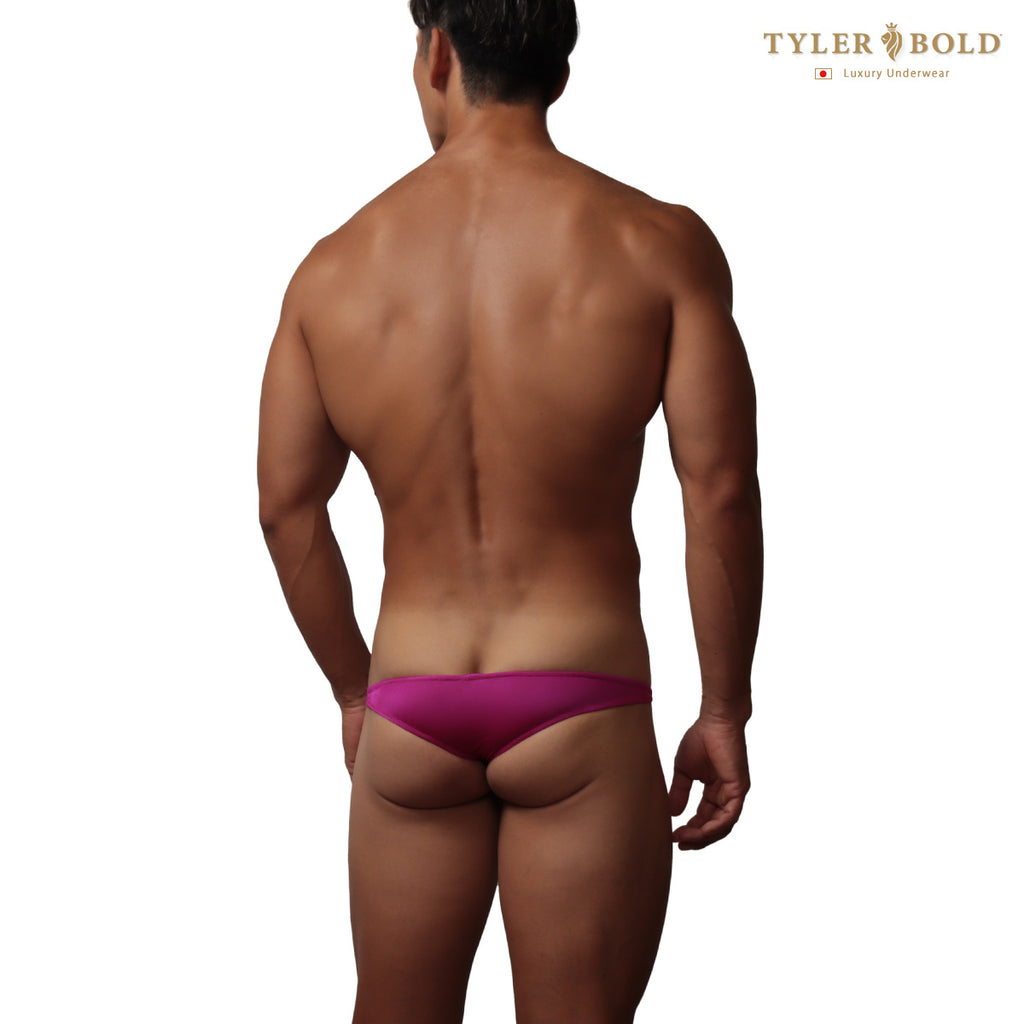 【タイラーボールド】819357　サベージ　スリムライン　スーパービキニ　ブラガビキニ　Tバック　ボディメイクアンダーウェア　男性下着　メンズ下着　ブーメランパンツ　メンズパンツ　ブラジリアンパンツ　メンズビキニ　メンズTバック　競パン　競泳パンツ　ちょいモテパンツ  タイラーボールドオフィシャルストア　モテる　ブリーフパンツ　ジョックストラップ　ボクサーパンツ　男性下着ブログ　メンズビキニブログ　Aura　TYLERBOLD　Body makeup underwear　King's Underwear　Men's underwear　Men's bikini　Men's  Braga Bikinis　Boxer Briefs　Jock Straps　Thong　Tanga　Made in Japan　Made by TYLERBOLD